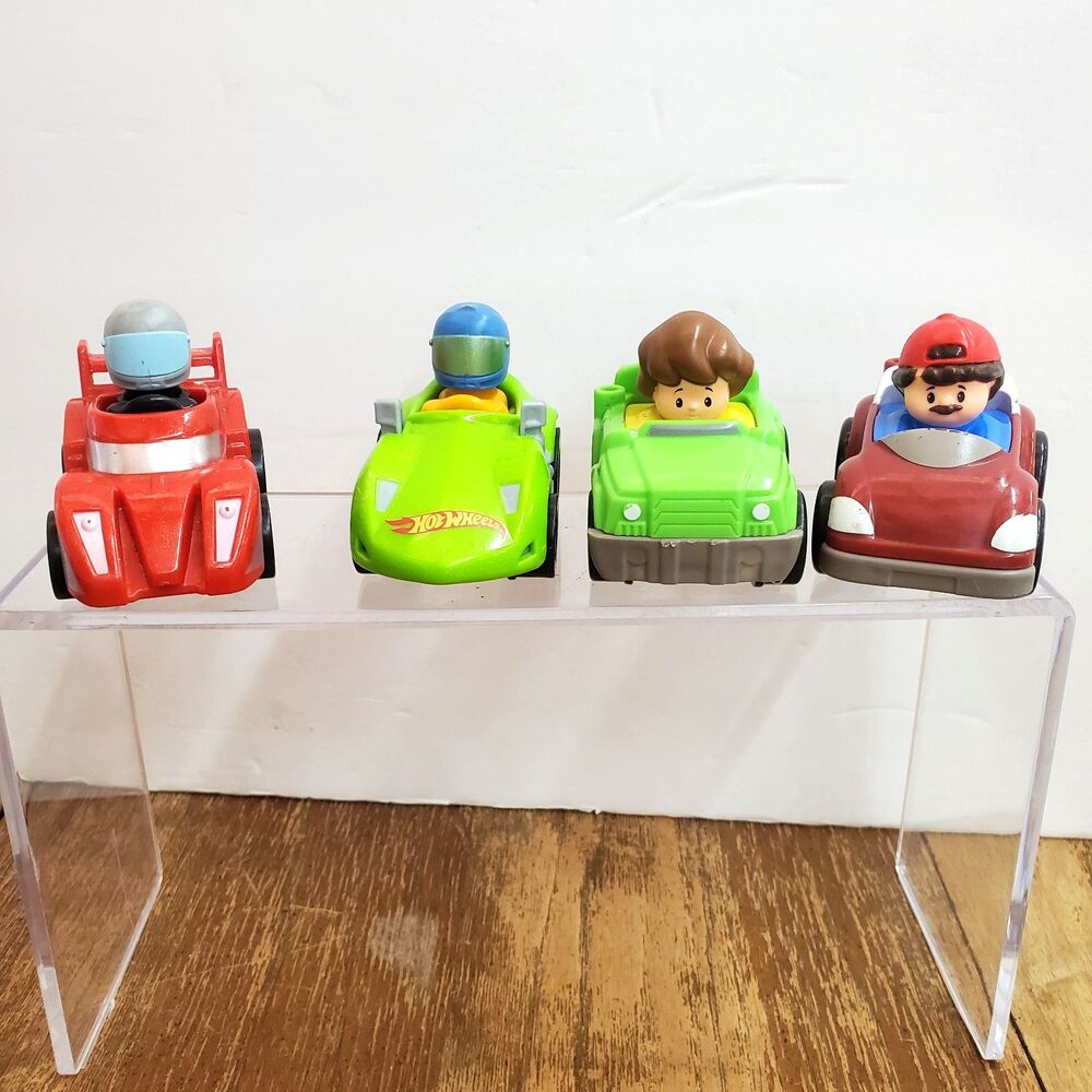 Fisher-Price Little People Wheelies Race Cars Lot 4 Hot Wheels Tow Truck Toys